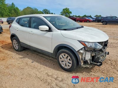 Czwarte zdjęcie samochodu z boku: 2018 NISSAN ROGUE SPORT S VIN:JN1BJ1CP9JW157063 - miniatura