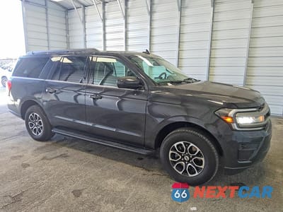 Czwarte zdjęcie samochodu z boku: 2024 FORD EXPEDITION MAX XLT VIN:1FMJK1J87REA58689 - miniatura