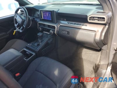 Zdjęcie 8 z 12 samochodu: 2024 TOYOTA TACOMA SR5 VIN:3TMKB5FNXRM017899 - miniatura