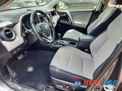 Zdjęcie 7 z 13 samochodu: 2018 TOYOTA RAV4 HYBRID XLE VIN:JTMRJREV1JD157706 - miniatura