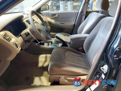 Zdjęcie 7 z 12 samochodu: 2000 HONDA ACCORD LX VIN:1HGCG1647YA045520 - miniatura