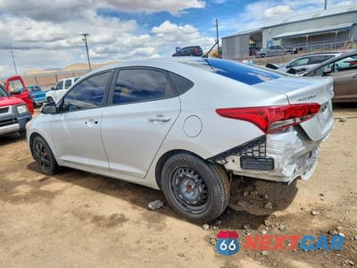 Drugie zdjęcie samochodu z przodu: 2020 HYUNDAI ACCENT SE VIN:3KPC24A69LE114818 - miniatura