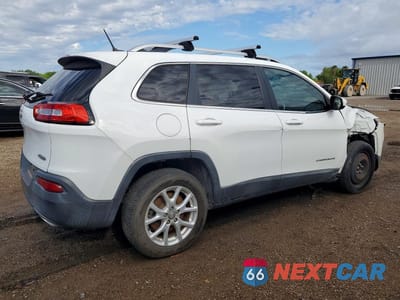 Trzecie zdjęcie samochodu z tyłu: 2015 JEEP CHEROKEE LATITUDE VIN:1C4PJLCS5FW539570 - miniatura