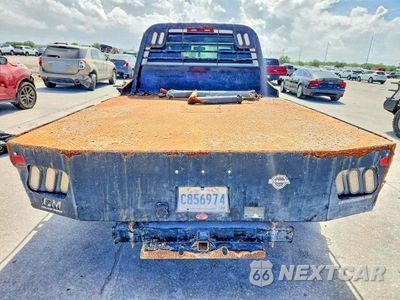 Zdjęcie 6 z 12 samochodu: 2019 CHEVROLET SILVERADO C3500 VIN:1GB4CVCG4KF171885 - miniatura