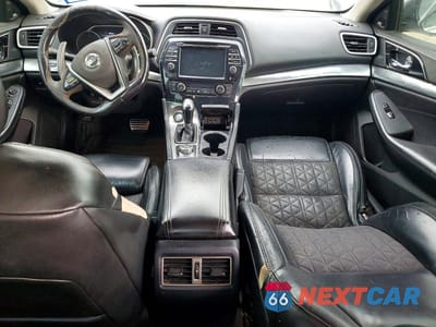 Zdjęcie 8 z 13 samochodu: 2017 NISSAN MAXIMA 3.5 SR VIN:1N4AA6AP3HC393654 - miniatura