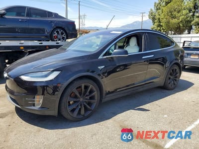 2016 TESLA MODEL X 5YJXCBE28GF021332 - główne zdjęcie licytacji z USA - miniatura