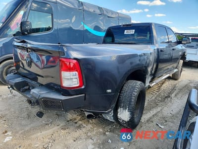 Trzecie zdjęcie samochodu z tyłu: 2013 RAM 3500 ST VIN:3C63RRGL3DG578173 - miniatura