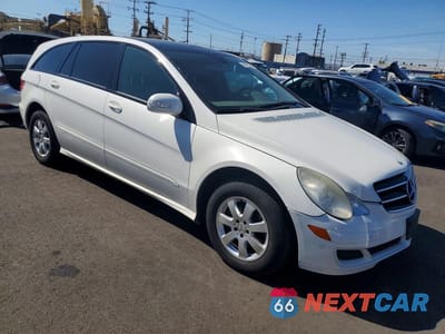 Czwarte zdjęcie samochodu z boku: 2006 MERCEDES-BENZ R 350 VIN:4JGCB65E26A022160 - miniatura