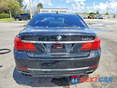 Zdjęcie 6 z 12 samochodu: 2015 BMW 740 LI VIN:WBAYE4C55FD946919 - miniatura