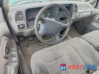 Zdjęcie 8 z 12 samochodu: 1995 CHEV GMT-400 K1500 VIN:2GCEK19K4S1111720 - miniatura