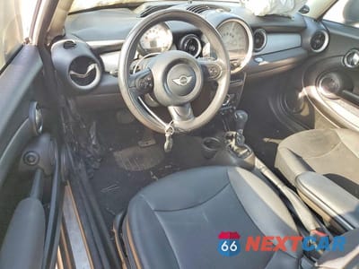 Zdjęcie 8 z 12 samochodu: 2011 MINI COOPER CLUBMAN VIN:WMWZF3C58BT188859 - miniatura