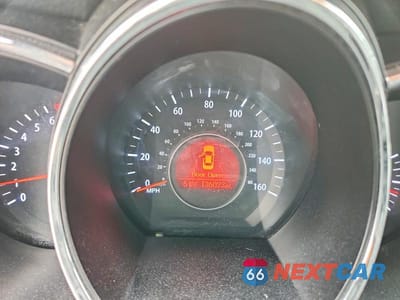 Zdjęcie 9 z 12 samochodu: 2013 KIA OPTIMA VIN:5XXGM4A73DG098502 - miniatura