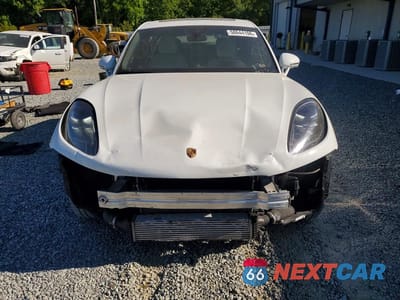 Piąte zdjęcie samochodu w środku: 2024 PORSCHE MACAN BASE VIN:WP1AA2A56RLB01397 - miniatura