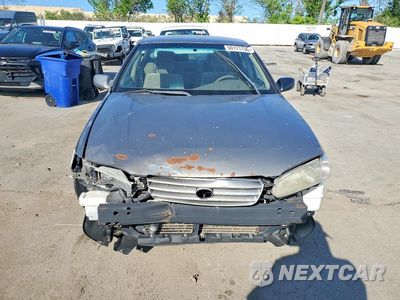 Piąte zdjęcie samochodu w środku: 1998 TOYOTA CAMRY LE VIN:4T1BG22K6WU297674 - miniatura
