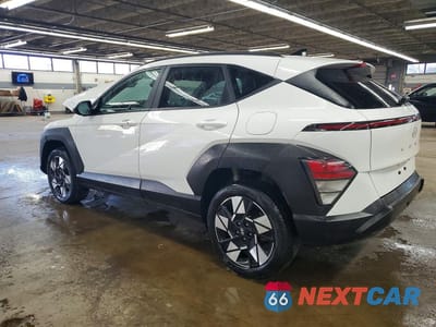 Drugie zdjęcie samochodu z przodu: 2024 HYUNDAI KONA SEL VIN:KM8HBCAB2RU179609 - miniatura