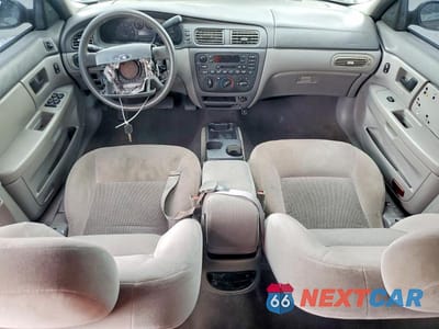 Zdjęcie 8 z 12 samochodu: 2006 FORD TAURUS SE VIN:1FAFP53U06A110217 - miniatura