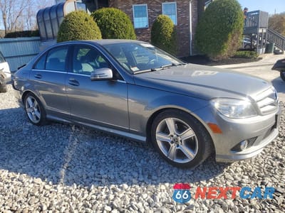 Czwarte zdjęcie samochodu z boku: 2010 MERCEDES-BENZ C 300 4MATIC VIN:WDDGF8BB1AR128339 - miniatura