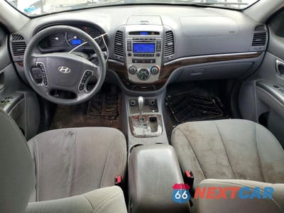 Zdjęcie 8 z 11 samochodu: 2010 HYUNDAI SANTA FE GLS VIN:5NMSG3ABXAH362201 - miniatura