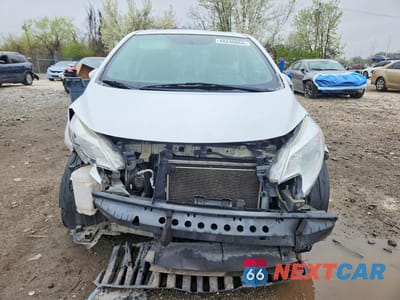 Piąte zdjęcie samochodu w środku: 2016 NISSAN VERSA NOTE S PLUS VIN:3N1CE2CP8GL400276 - miniatura