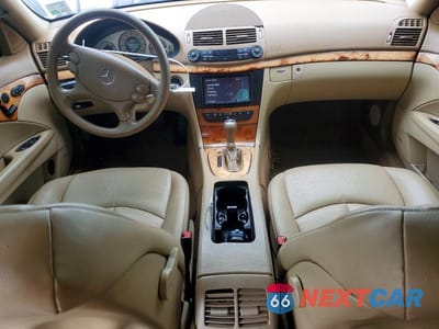 Zdjęcie 8 z 13 samochodu: 2008 MERCEDES-BENZ E 350 VIN:WDBUF56X38B213198 - miniatura