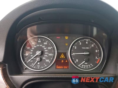Zdjęcie 9 z 12 samochodu: 2007 BMW 328 XI VIN:WBAWC33587PD05919 - miniatura