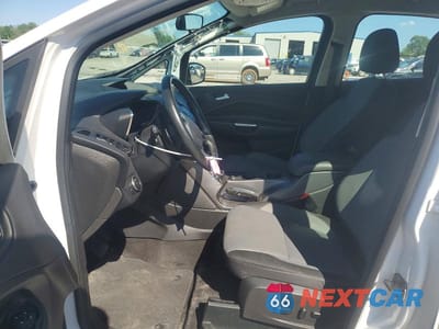Zdjęcie 7 z 14 samochodu: 2017 FORD C-MAX SE VIN:1FADP5AU5HL114328 - miniatura