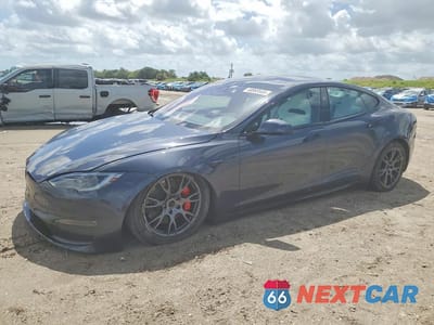 2024 TESLA MODEL S 5YJSA1E6XRF538745 - główne zdjęcie licytacji z USA - miniatura