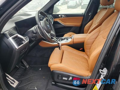 Zdjęcie 7 z 13 samochodu: 2024 BMW X5 XDRIVE50E VIN:5UX43EU04R9T30411 - miniatura