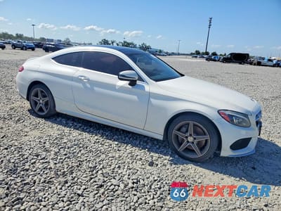 Czwarte zdjęcie samochodu z boku: 2017 MERCEDES-BENZ C 300 4MATIC VIN:WDDWJ4KBXHF456454 - miniatura