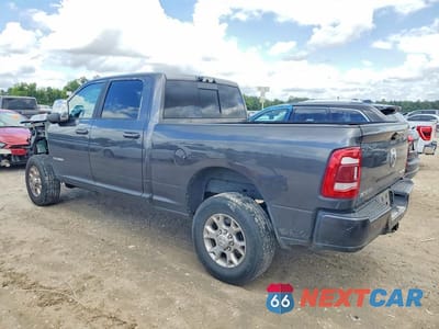Drugie zdjęcie samochodu z przodu: 2024 RAM 2500 LARAMIE VIN:3C6UR5FL3RG177728 - miniatura