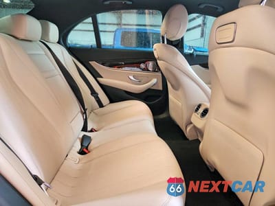 Zdjęcie 10 z 12 samochodu: 2019 MERCEDES-BENZ E 300 VIN:WDDZF4JB9KA682893 - miniatura