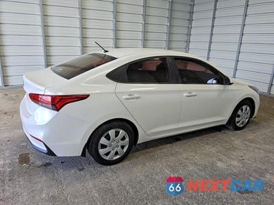 Trzecie zdjęcie samochodu z tyłu: 2020 HYUNDAI ACCENT SE VIN:3KPC24A63LE097255 - miniatura