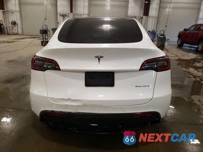 Zdjęcie 6 z 12 samochodu: 2021 TESLA MODEL Y VIN:5YJYGDEE3MF188188 - miniatura
