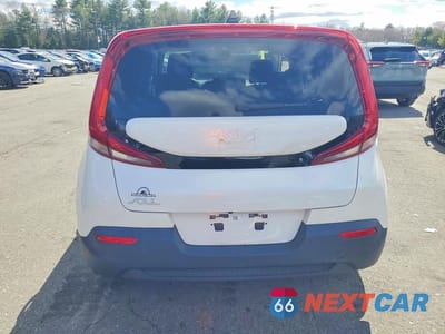 Zdjęcie 6 z 12 samochodu: 2022 KIA SOUL LX VIN:KNDJ23AU2N7177939 - miniatura