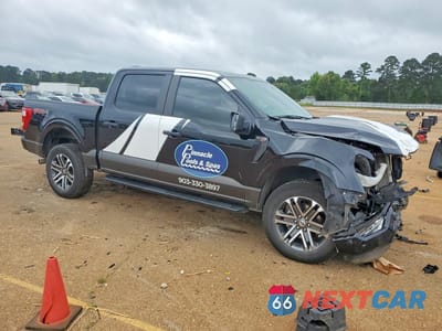 Czwarte zdjęcie samochodu z boku: 2022 FORD F150 SUPERCREW VIN:1FTFW1E52NKD95541 - miniatura