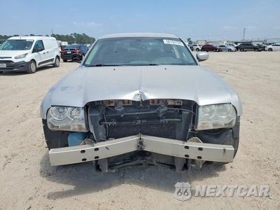 Piąte zdjęcie samochodu w środku: 2008 CHRYSLER 300 VIN:2C3KA53G08H182998 - miniatura