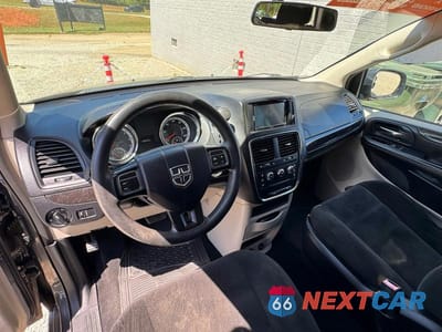 Zdjęcie 9 z 10 samochodu: 2016 DODGE GRAND CARAVAN SE VIN:2C4RDGBG5GR154900 - miniatura