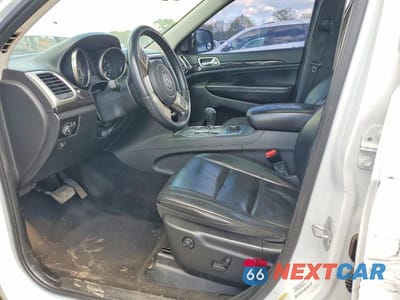 Zdjęcie 7 z 13 samochodu: 2013 JEEP GRAND CHEROKEE LAREDO VIN:1C4RJFAT7DC586958 - miniatura