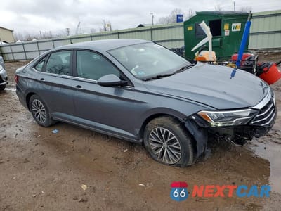 Czwarte zdjęcie samochodu z boku: 2021 VOLKSWAGEN JETTA S VIN:3VWC57BU8MM056548 - miniatura