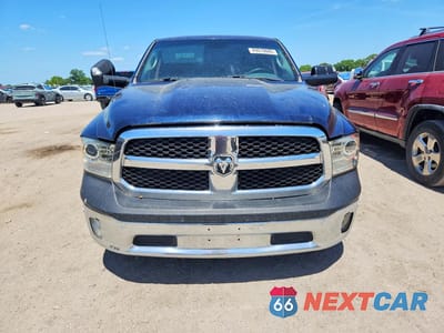 Piąte zdjęcie samochodu w środku: 2017 RAM 1500 ST VIN:1C6RR6KT5HS723924 - miniatura