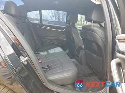 Zdjęcie 10 z 13 samochodu: 2022 BMW 540 XI VIN:WBA73BJ0XNCK25822 - miniatura