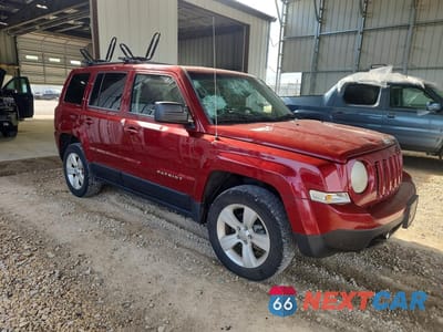 Czwarte zdjęcie samochodu z boku: 2012 JEEP PATRIOT SPORT VIN:1C4NJRBB2CD555728 - miniatura