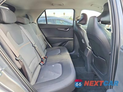 Zdjęcie 10 z 12 samochodu: 2026 KIA NIRO LX VIN:KNDCP3LE9T5342183 - miniatura