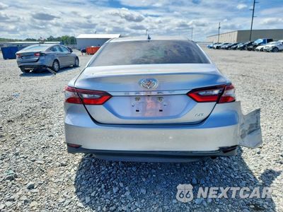 Zdjęcie 6 z 12 samochodu: 2023 TOYOTA CAMRY LE VIN:4T1C11AK5PU725818 - miniatura