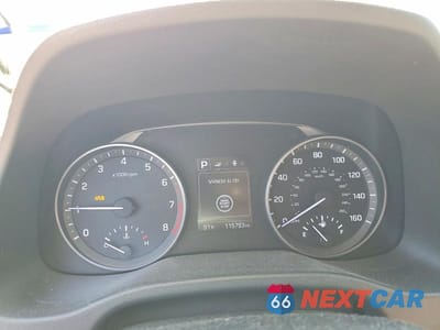 Zdjęcie 9 z 13 samochodu: 2017 HYUNDAI ELANTRA LIMITED VIN:KMHD84LF6HU330422 - miniatura