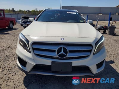 Piąte zdjęcie samochodu w środku: 2016 MERCEDES-BENZ GLA 250 4MATIC VIN:WDCTG4GB8GJ228382 - miniatura