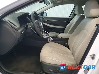 Zdjęcie 7 z 11 samochodu: 2023 HYUNDAI SONATA SEL VIN:KMHL64JA9PA288823 - miniatura