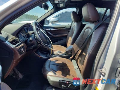 Zdjęcie 7 z 11 samochodu: 2016 BMW X1 XDRIVE28I VIN:WBXHT3C38G5E56512 - miniatura