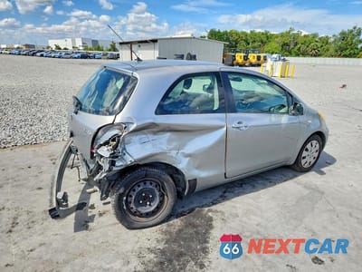 Trzecie zdjęcie samochodu z tyłu: 2011 TOYOTA YARIS BASE VIN:JTDJT4K39B5339470 - miniatura