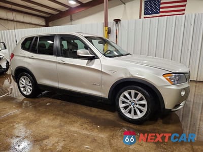 Czwarte zdjęcie samochodu z boku: 2013 BMW X3 XDRIVE28I VIN:5UXWX9C52D0A16189 - miniatura